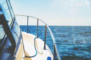boat-boating-year-round-canada